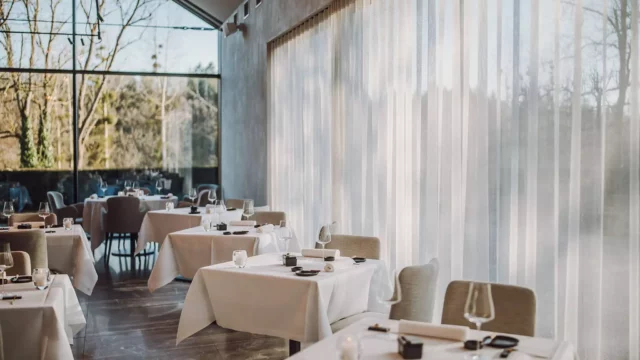 RT24-chateauvignéerestaurant