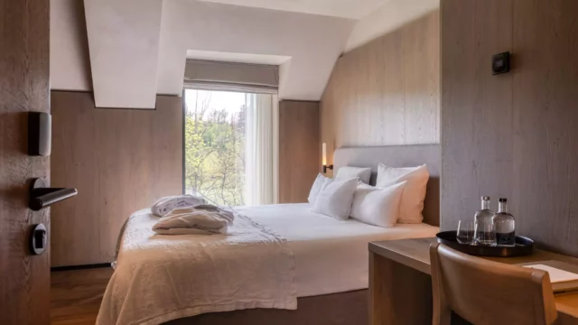 rt24-chateauvignéehotel